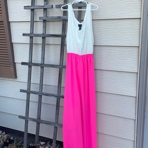 Women’s maxi dress
